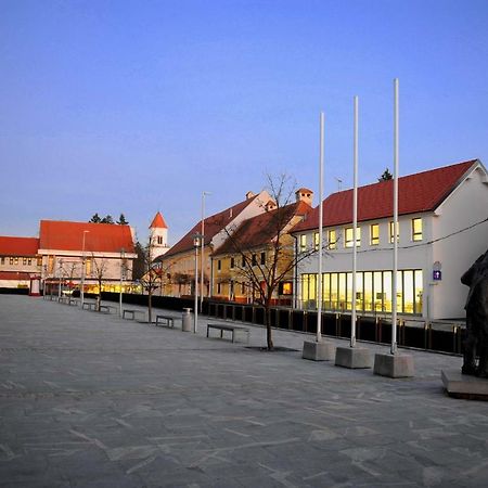 Hostel Ormoz Екстериор снимка