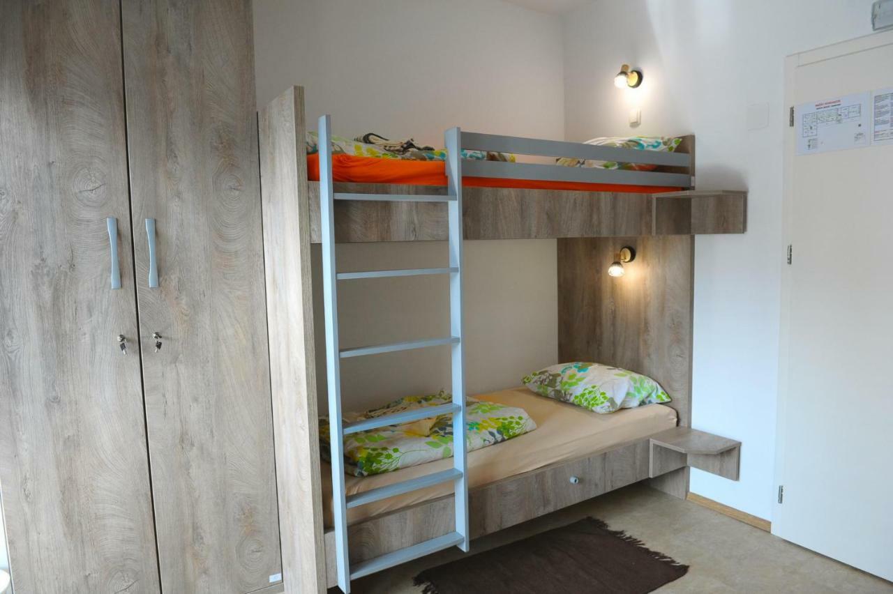 Hostel Ormoz Екстериор снимка