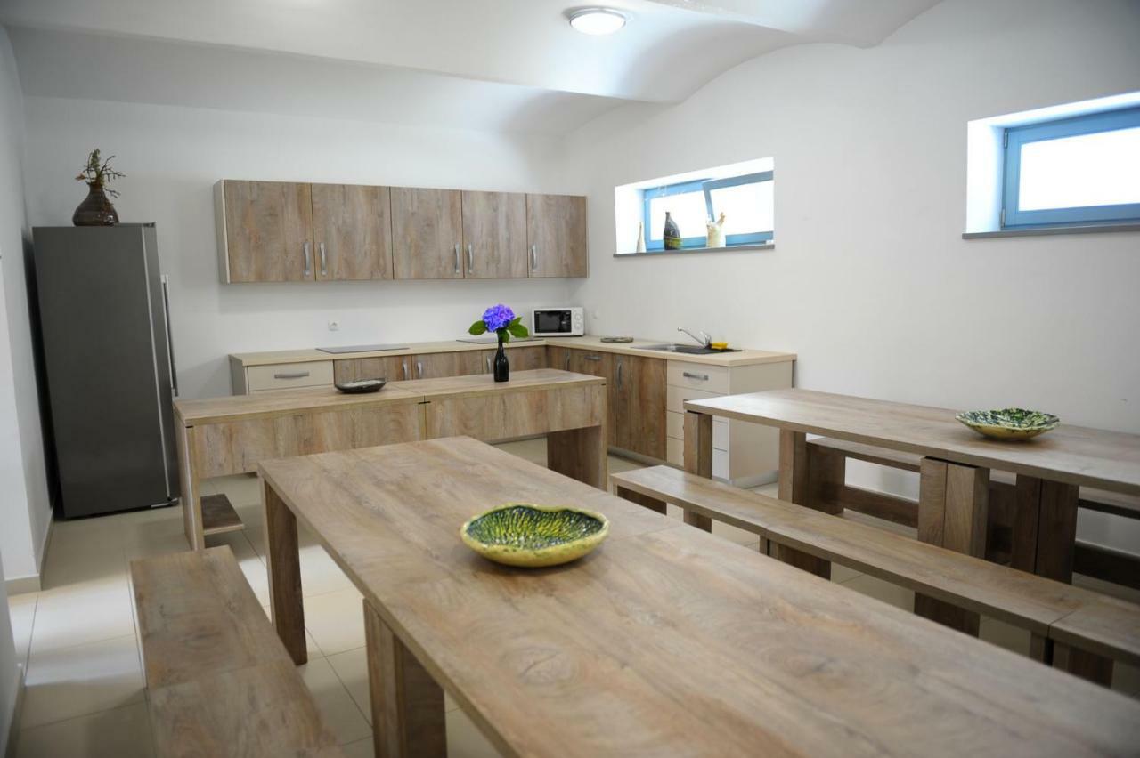 Hostel Ormoz Екстериор снимка