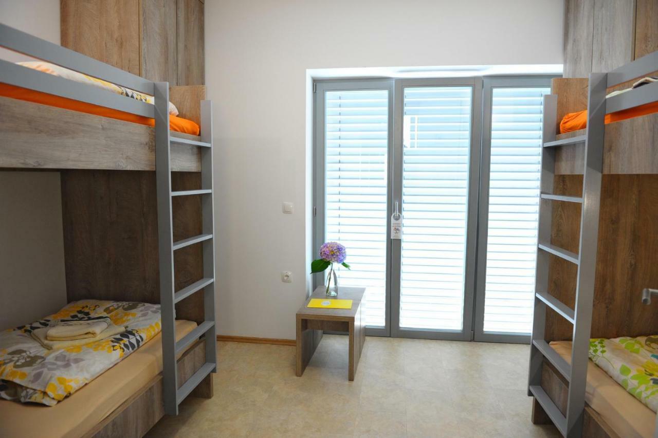 Hostel Ormoz Екстериор снимка