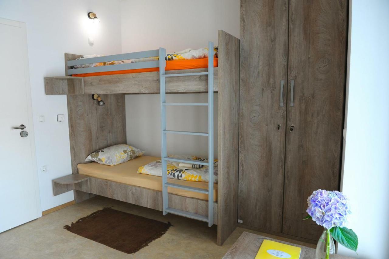 Hostel Ormoz Екстериор снимка