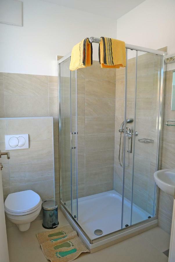 Hostel Ormoz Екстериор снимка